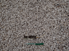Com Blanchien 2/7 mm is een wit beige grind van kalksteen
